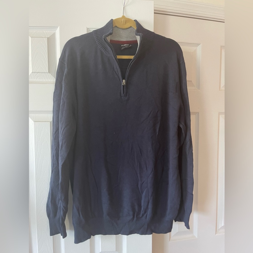 Men’s pullover sweater